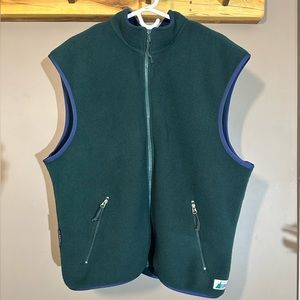 Men’s XXL Mountain Equipment Co-Op vest